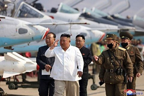 بازدید رهبر کره شمالی از سامانه موشکی جدید پیونگ‌یانگ
