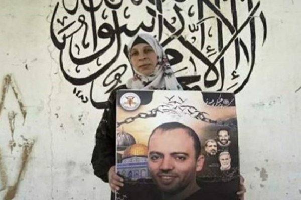 همسر اسیر فلسطینی: برخی از اعضای بدن عواوده از کار افتاده است