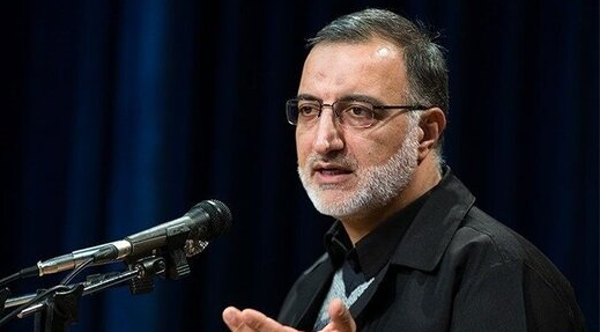 شهردار تهران ضمن حمایت از طرح نور پلیس گفت: طرح‌های پلیس باید مورد حمایت...