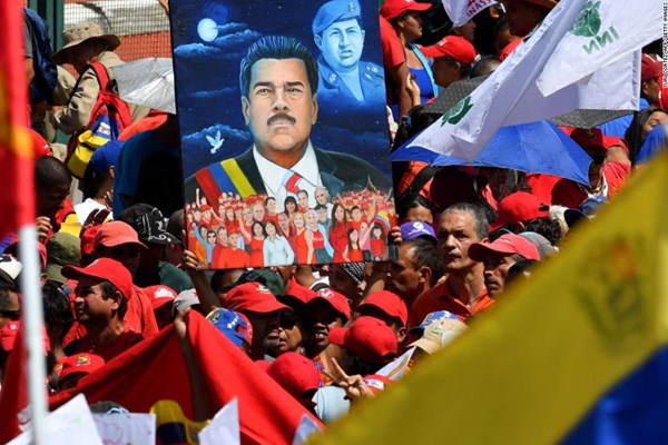ژست «پامپئو» با ادعای حمایت از مردم ونزوئلا