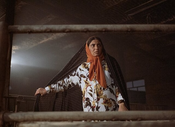 گریم متفاوت لیندا کیانی در یک فیلم سیاسی + عکس