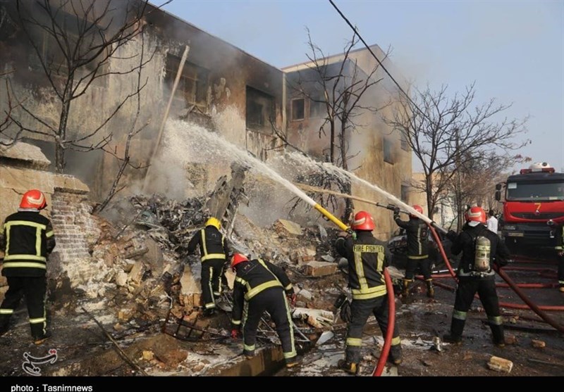 سقوط هواپیمای جنگنده در تبریز/ سه فوتی در سانحه سقوط هواپیمای جنگی در تبریز+ عکس و جزئیات