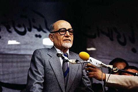 20 بهمن، سخنرانی بازرگان و رنگ باختن کورسوی امید پهلوی