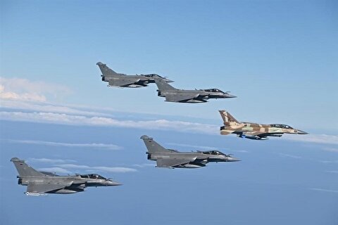 عبور ۶ جنگنده چین از خط میانی تنگه تایوان