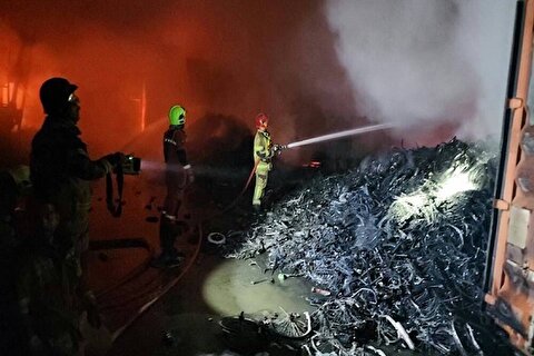 آتش سوزی در یک انبار کالا در جنوب تهران