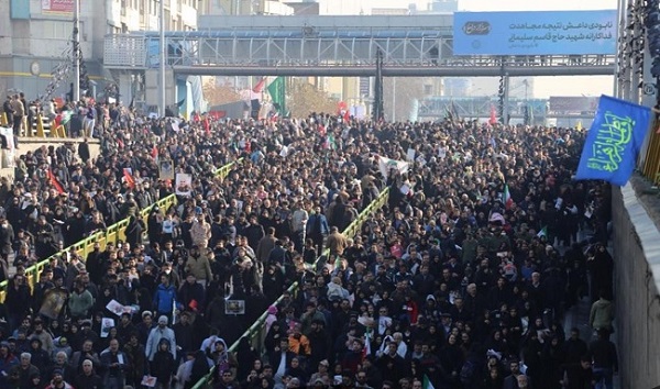 حضور میلیونی مردم قدر شناس تهران در مراسم تشییع پیکر مطهر شهید سردار سلیمانی