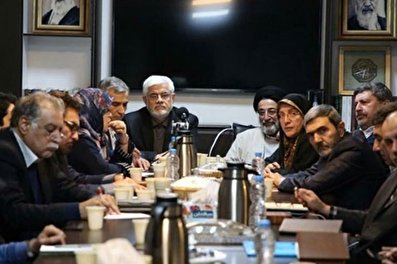 تلاش اصلاح طلبان برای فرار از شکست در انتخابات مجلس 98 با حکم حکومتی!