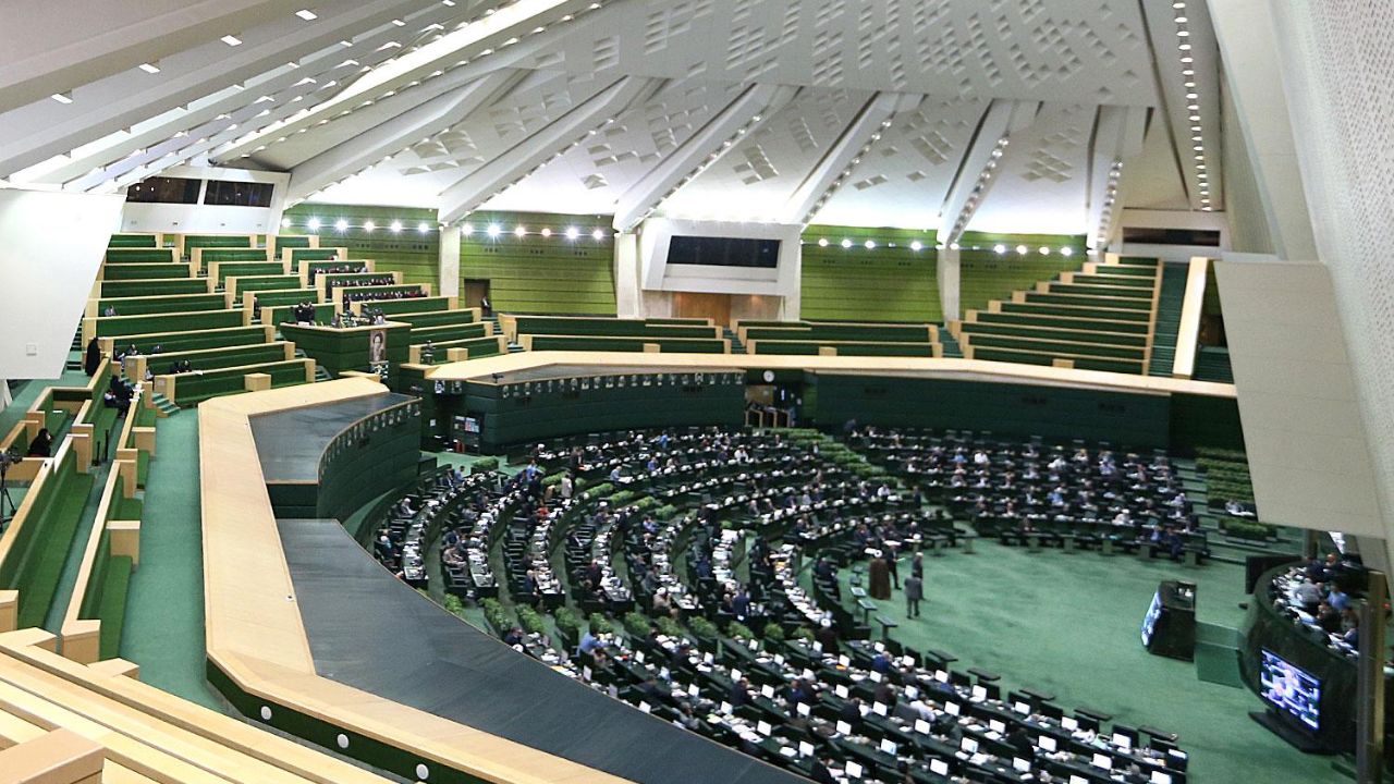 احزاب پارلمانی از مجلس اول تا یازدهم