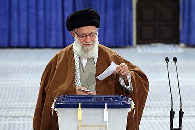 رهبر معظم انقلاب: انتخابات متضمن منافع ملی و روز احقاق حق مدنی ملت است