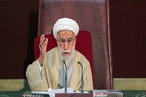 آیت‌الله جنتی: مقاومت است که ملت را چهل سال سرپا نگه داشته است