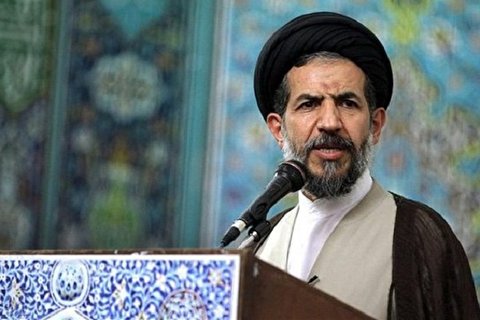 خطیب جمعه تهران:منطق عاشورا دنیای اسلام را پیروز میادین جهانی کرده است