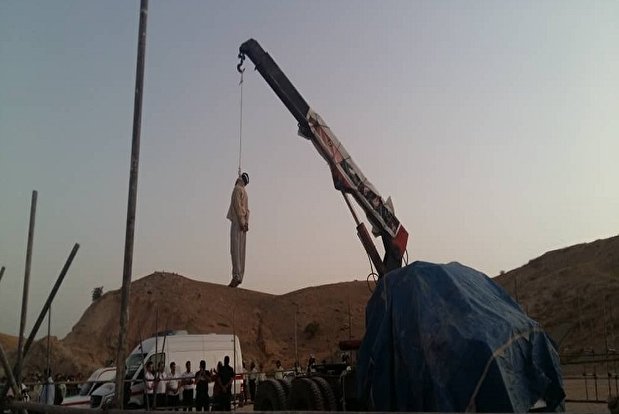 قاتل امام جمعه کازرون اعدام شد + تصاویر
