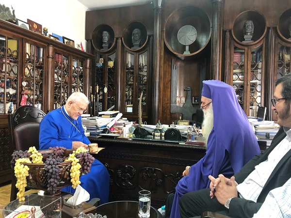 دیدار دو اسقف با موضوع امام حسین(ع) در کلیسای ارامنه تهران