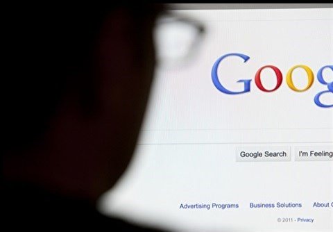 دولت آمریکا چگونه با همکاری گوگل از میلیاردها انسان جاسوسی می‌کند؟