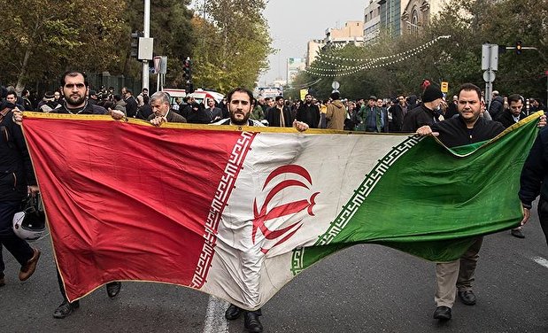 عکس| راهپیمایی مردم تهران در حمایت از اقتدار و امنیت ملی