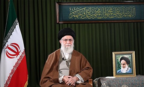 رهبر انقلاب: اگر کوته‌بینی نکنیم ایران به قلّه حکومت اسلامی می‌رسد/آمریکایی ها متهم به تولید ویروس هستند