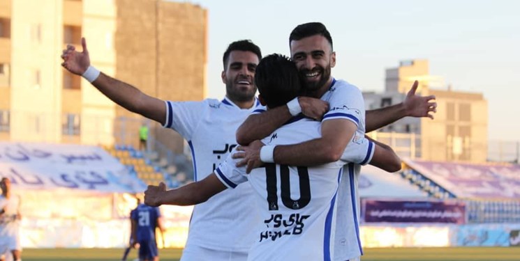 نتیجه بازی فوتبال استقلال گل گهر در لیگ برتر