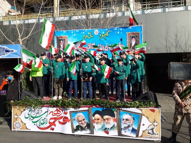 راهپیمایی متفاوت/ آغاز راهپیمایی ۲۲ بهمن+ مسیرهای ۱۲ گانه در تهران+ عکس