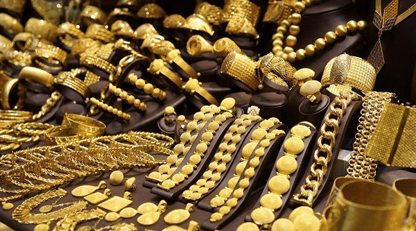 قیمت طلا قیمت سکه قیمت ارز قیمت دلار امروز یکشنبه 5 بهمن 99 + جدول