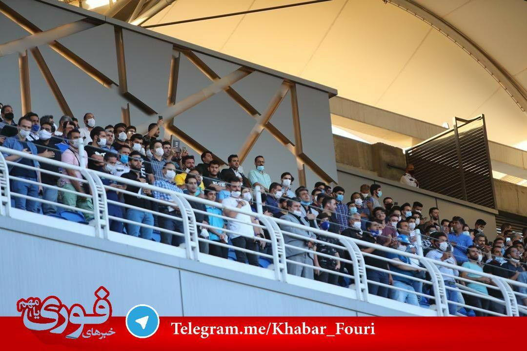 حضور تماشاگران غیر قانونی در فینال بی تماشاگر جام حذفی