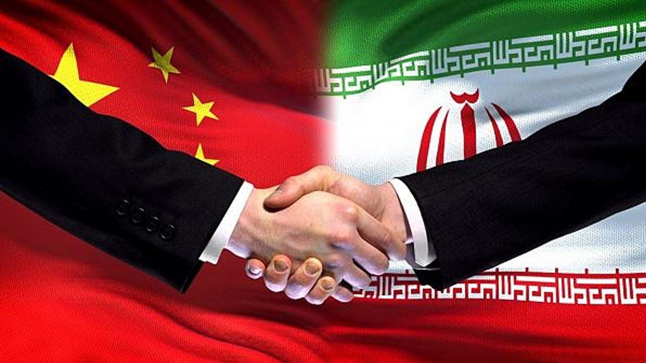 علت مخالفت برخی از جریانات سیاسی داخلی با سند همکاری ایران و چین چیست؟