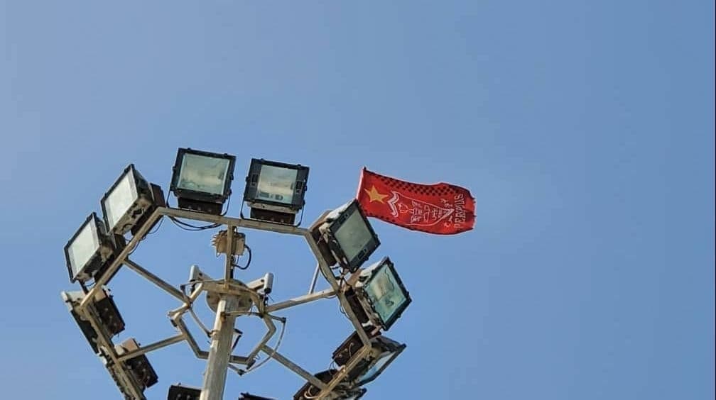 نصب پرچم چین در قشم 