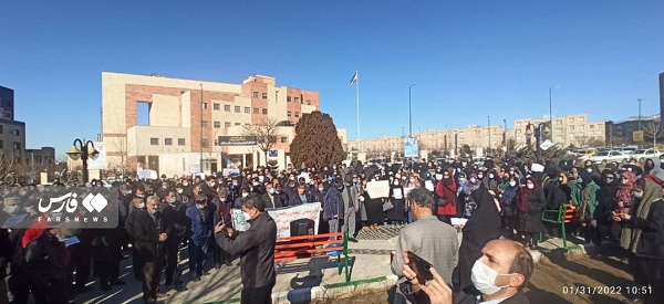 تجمعات فرهنگیان در اعتراض به اجرا نشدن رتبه بندی معلمان + فیلم و عکس