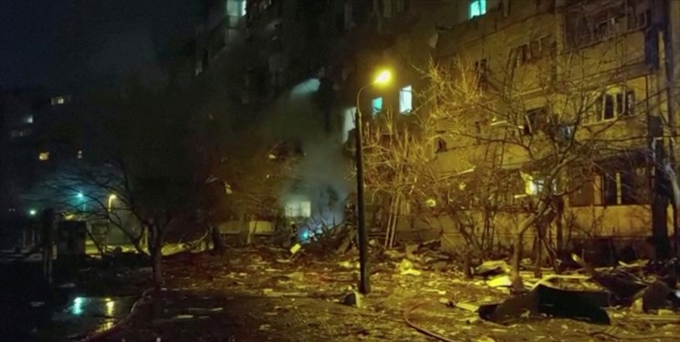 لحظه به لحظه با تحولات اوکراین در دومین روز جنگ؛ شنیده شدن صدای دستکم 3 انفجار دیگر در کی‌یف
