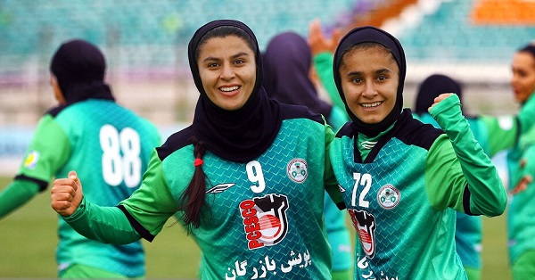 فوتبالیست زن ایرانی 