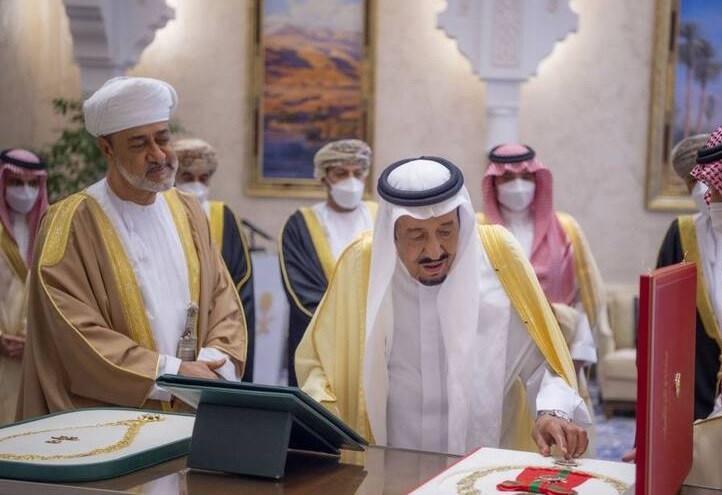 هدف از سفر سلطان عمان به عربستان سعودی چیست؟