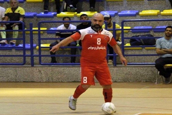 کاظم محمدی فوتبالیست