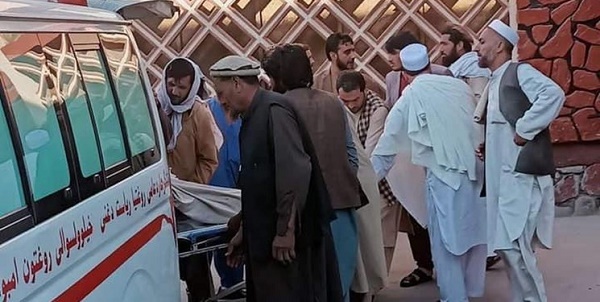 انفجار در مسجدی در ننگرهار افغانستان در مراسم نماز جمعه + عکس و جزئیات