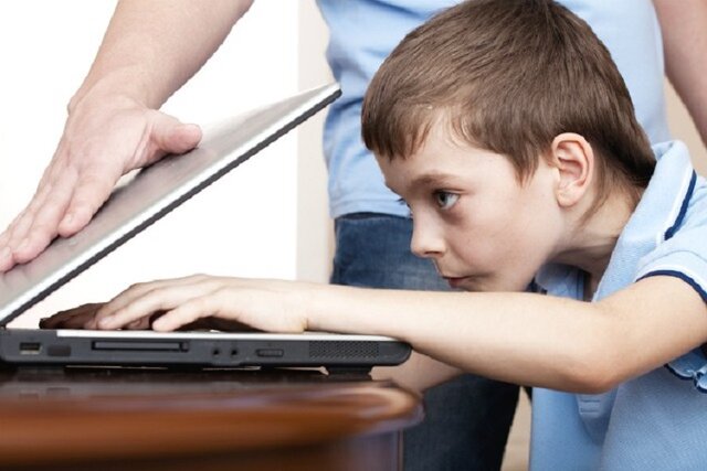 چرا صیانت از حقوق کودکان و نوجوانان در فضای مجازی ضرورت دارد؟