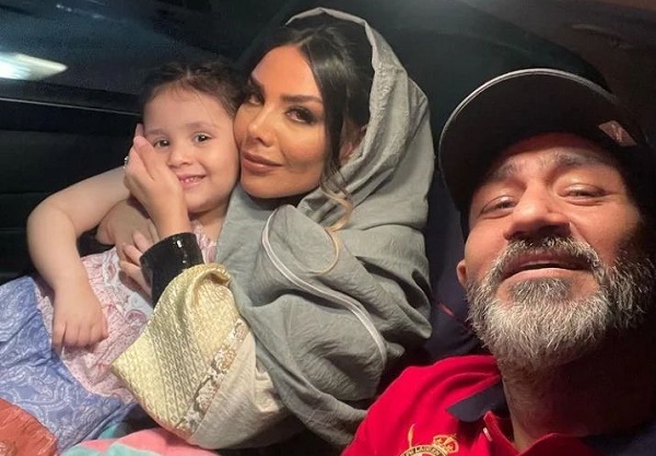 قاب جدید از مهران غفوریان در کنار همسر و دخترش+ عکس