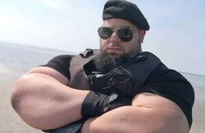 کری خوانی الهه منصوریان برای هالک ایرانی