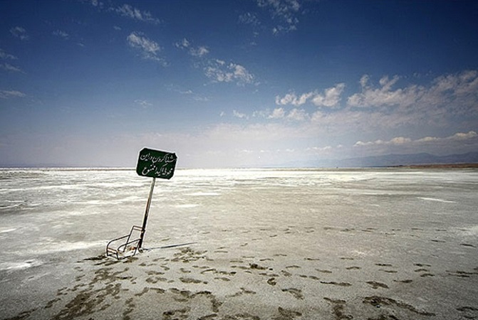 راهکارهای فرا روی دولت برای احیای دریاچه ارومیه