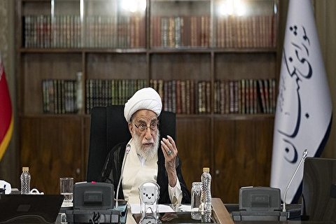 آیت‌الله جنتی: با رهنمودهای رهبری و بصیرت مردم، نقشه‌های دشمنان ناکام ماند