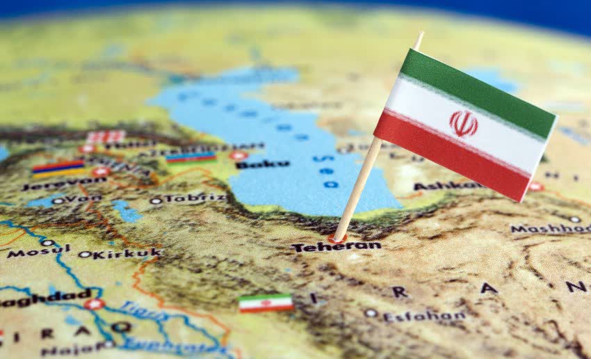 جمهوری اسلامی ایران مبدأ پایان سلطه و هژمونی آمریکا