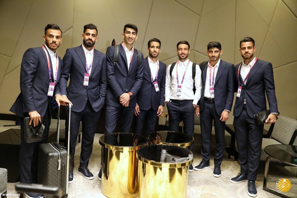 عکس| تیپ بازیکنان تیم ملی در قطر؛ کت‌وشلوار با کفش اسپرت