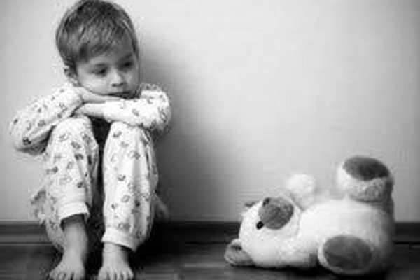آسیب والدین تنبیه گر به سلامت روان کودکان