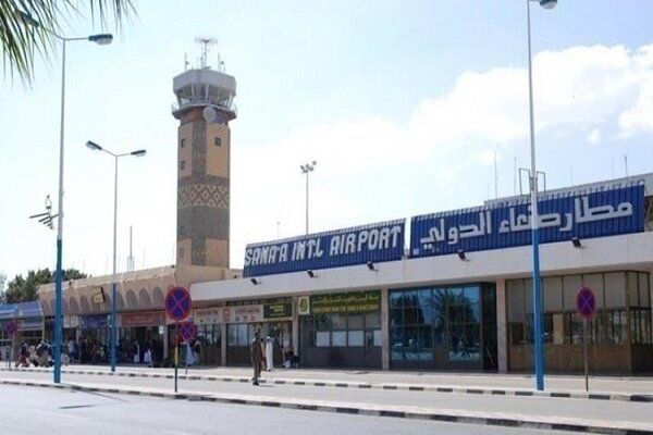 ورود اولین گروه از آزادگان انصارالله به فرودگاه صنعا