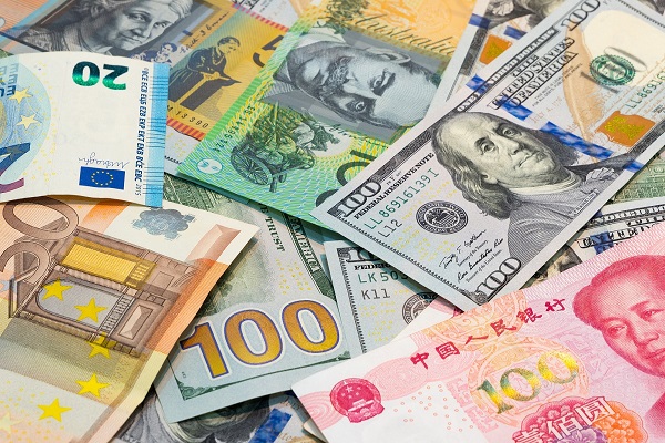 قیمت دلار، قیمت یورو و قیمت پوند پنجشنبه ۳۱ فروردین ۱۴۰۲ + جدول