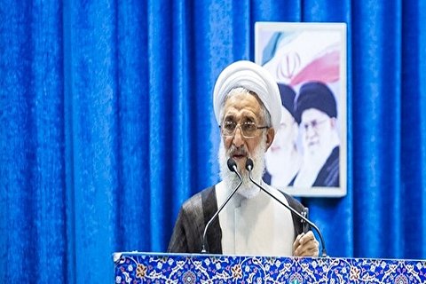 آیت‌الله صدیقی: انقلاب اسلامی تحمل عظیم جهانی، اخلاقی و سیاسی بود/ ملت ایران از جنگ ترکیبی پیروز بیرون‌ آمد