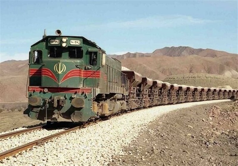 نقص فنی در قطار تهران ـ سنندج/ وضعیت مسافران