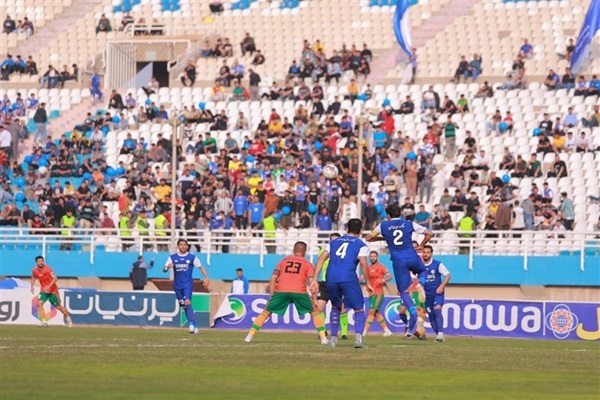  مربی استقلال خوزستان به فعالیت خود در این تیم پایان داد. 