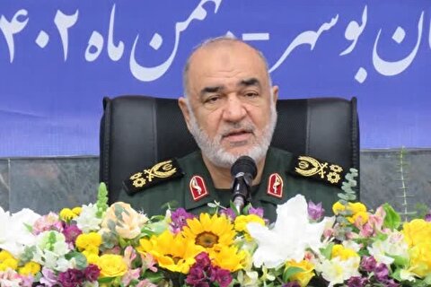 فرمانده کل سپاه با بیان اینکه ایران نقشی کلیدی در منطقه دارد، خاطرنشان...
