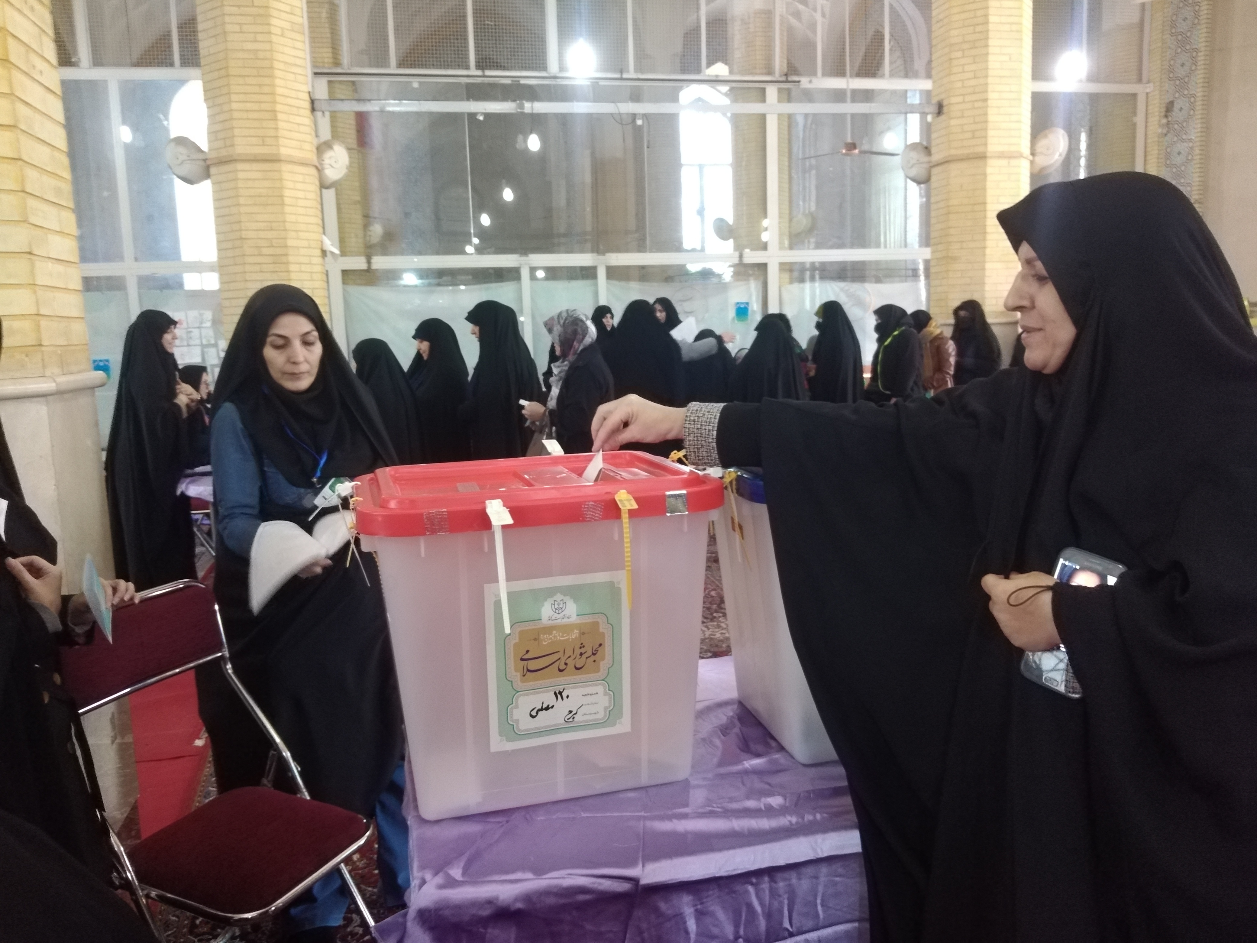 ایران، صحنه خلق حماسه ملی مشارکت در انتخابات