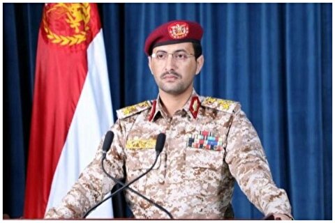 ارتش یمن: با ۳۷ پهپاد یک کشتی و ناوشکن‌‌های آمریکایی را هدف قرار دادیم