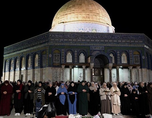 تصاویر / نماز تراویح در مسجد الاقصی