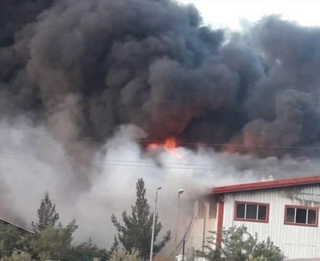 آتش‌سوزی گسترده در شهرک صباحی آران و بیدگل